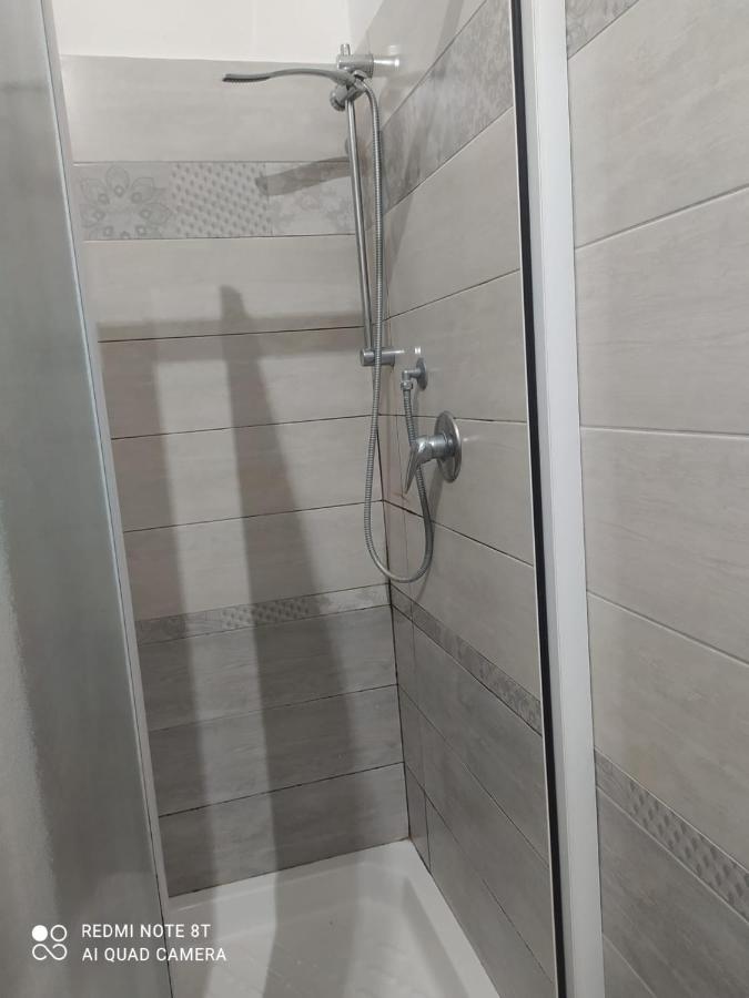 Casa Vacanza Indaco Фьюмичино Экстерьер фото
